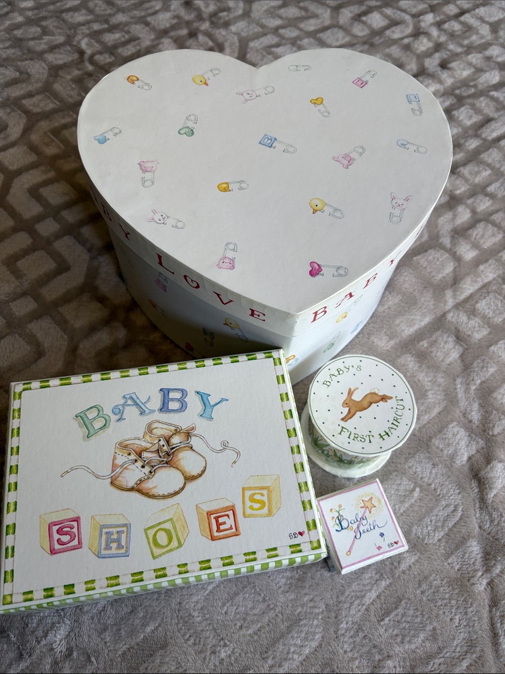 Vintage Susan Branch Heart-Shaped Baby Keepsake Gift Box Set